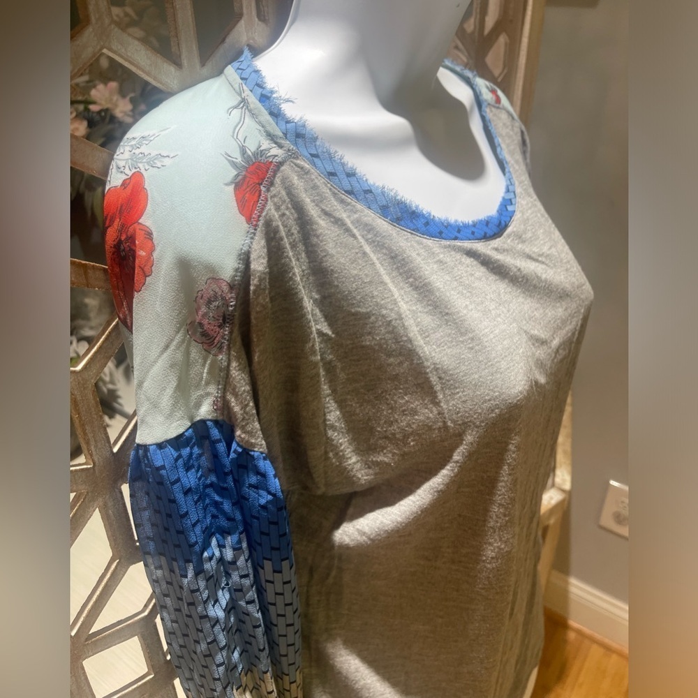 Anthropologie | Tiny Balloon Sleeve Blouse - Picture 5 of 8